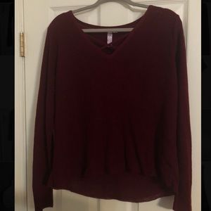 maroon sweater